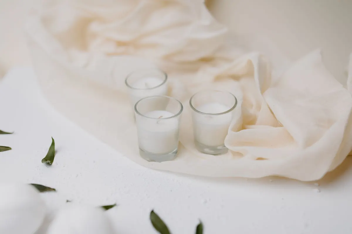 How to Care for Your Candle: A Simple Daily and Weekly Routine
